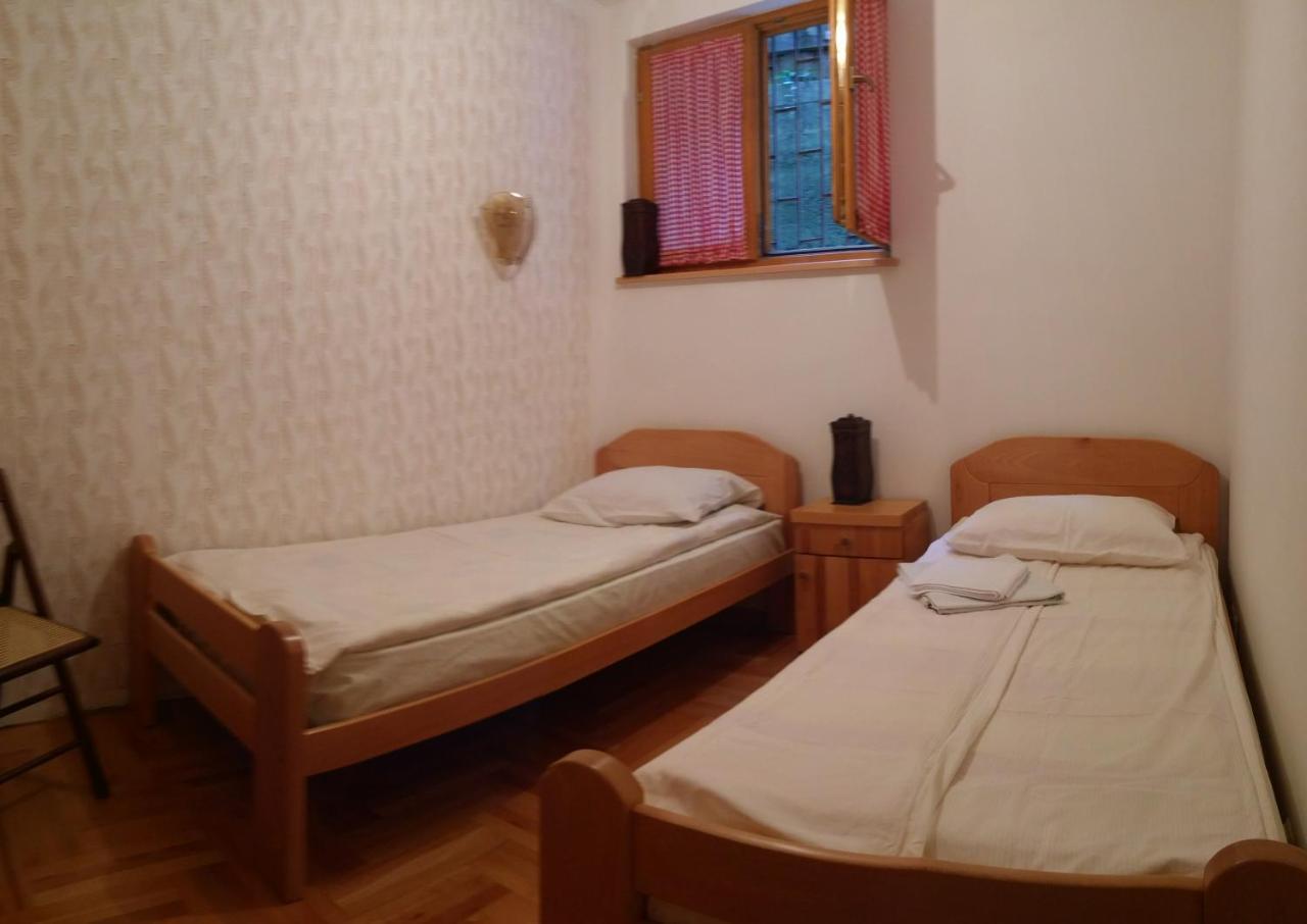 Abaguesthouse Сараево Екстериор снимка